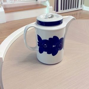 Arabia of Finland Blue Anemone Coffee Pot